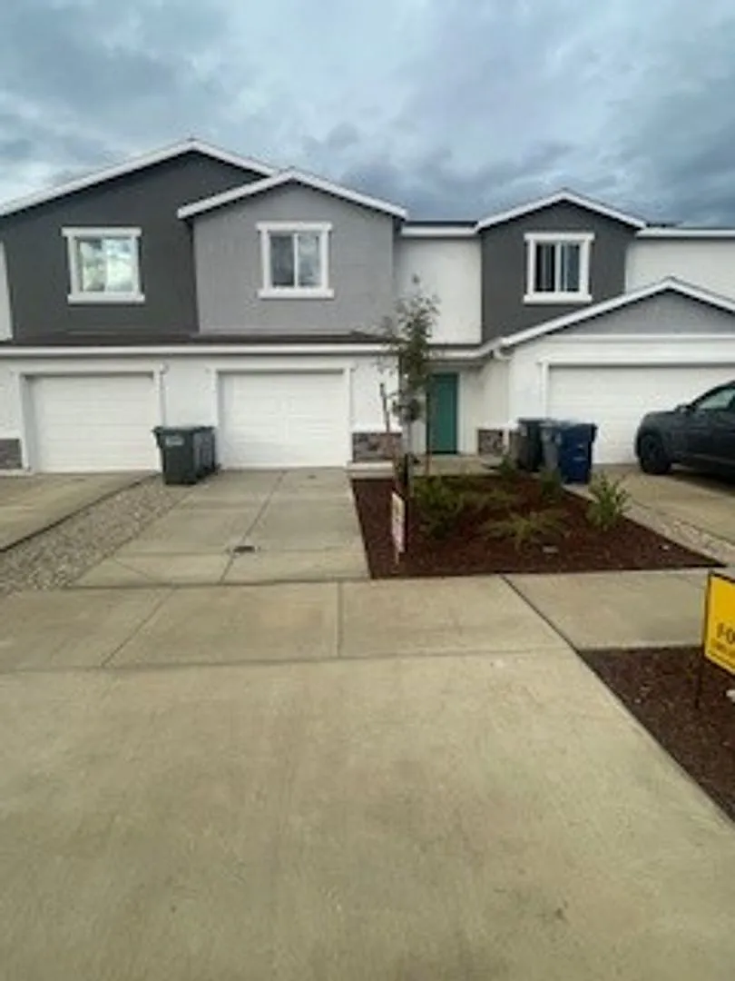 133 Wonderland Trail Ln photo 1