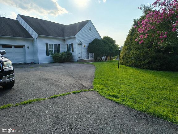 2nd image of 1604 S Tollgate Rd