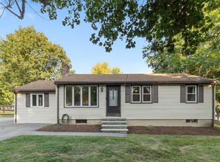 114 Holliston St, Medway, MA 02053