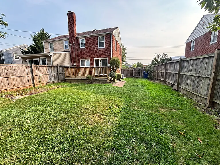 2705 Fort Dr — Photo 26