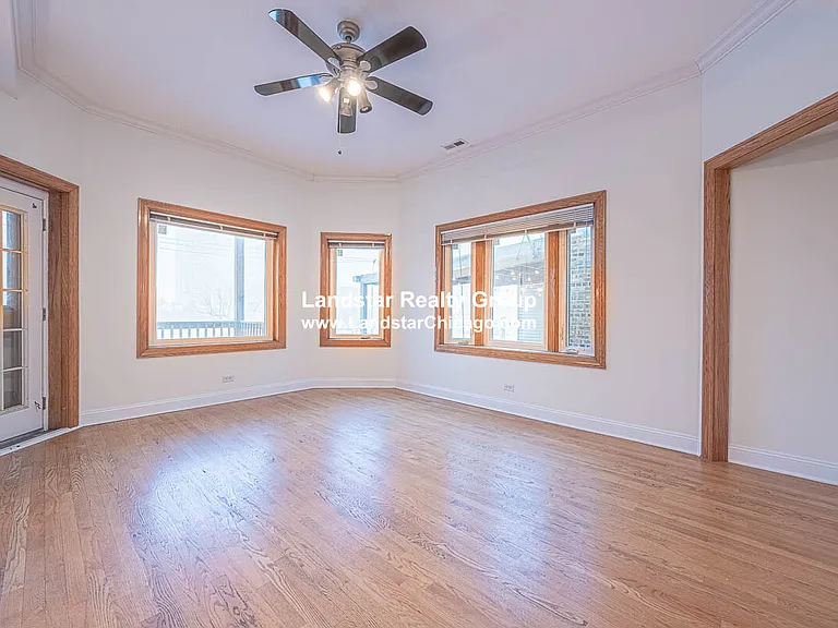 754 W Bittersweet Pl #3 — Photo 17