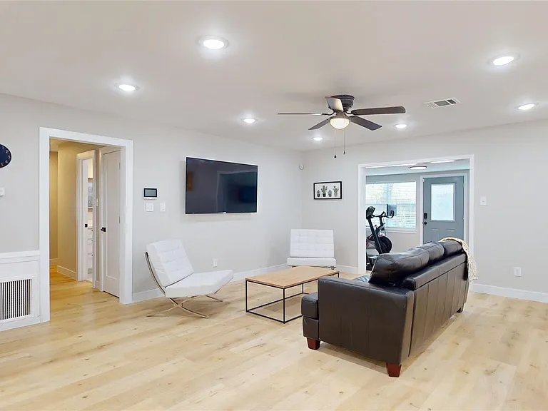 5455 Birdwood Rd — Photo 6