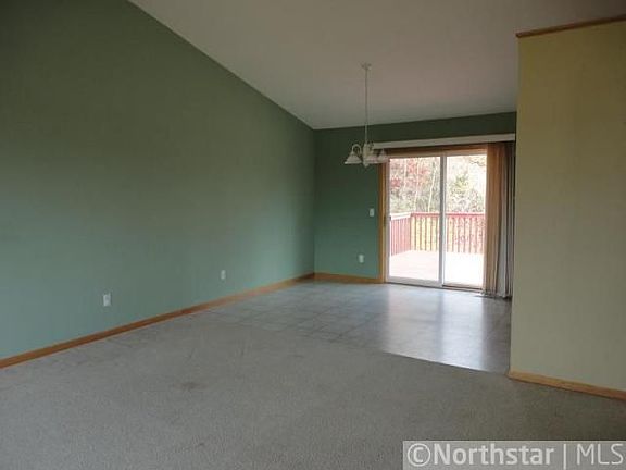 5th image of 23411 Ivywood St NW