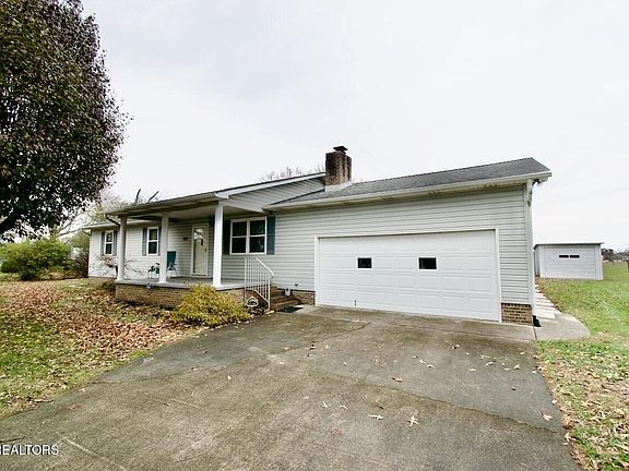 2nd image of 922 Ratledge Rd