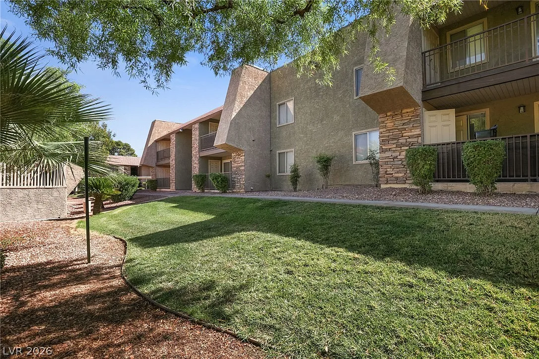 1 bed, 1.0 bath, 700 sqft, $1,175 — Photo 1