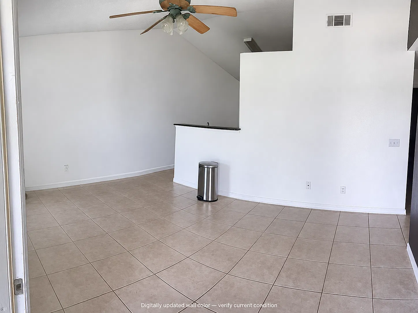 2 bed, 900 sqft, $1,800 — Photo 3