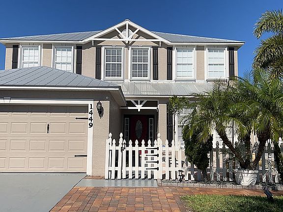2nd image of 1449 SW Prairie Cir