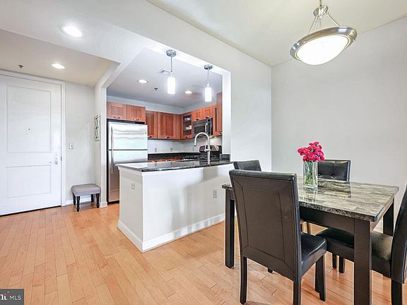 3rd image of 5750 Bou Ave Unit 1309