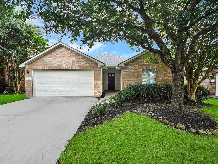 9322 Taftsberry Dr — Photo 1