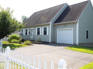 86 Louisiana Ave, Bristol, CT 06010
