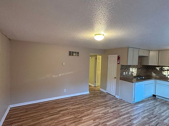 3rd image of 1517 10th Ave #8