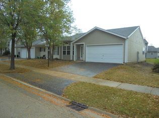 313 Newbury Dr, Island Lake, IL 60042