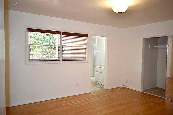 107 El Verano — Photo 33
