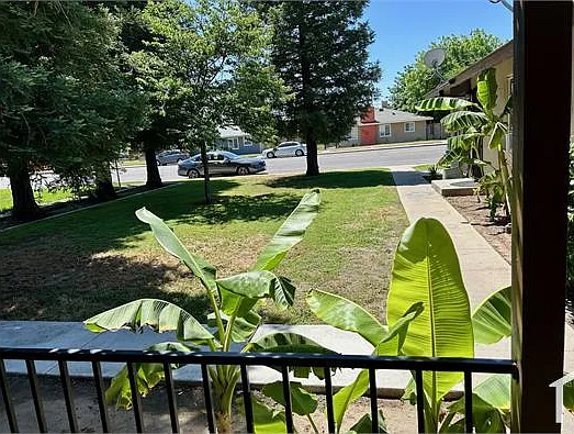 3217 E Clinton Ave — Photo 10
