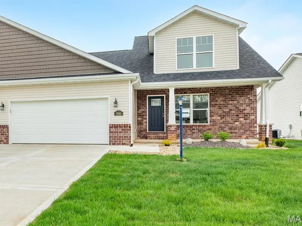 205 Wrigley Field Dr, Bethalto, IL 62010