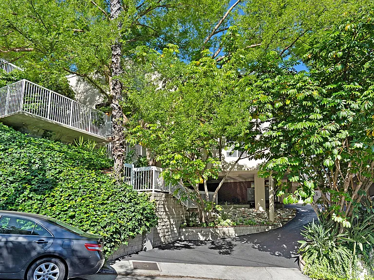 2266 Cazador Dr #4 — Photo 2