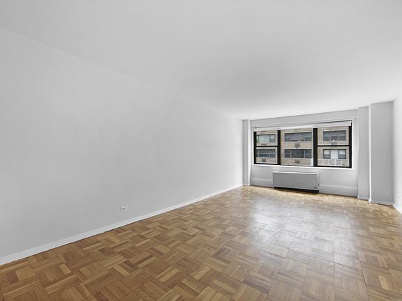 3rd image of 141 E 33rd St APT 3G