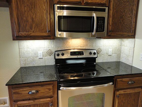 5th image of 13429 Cross Vine Ct