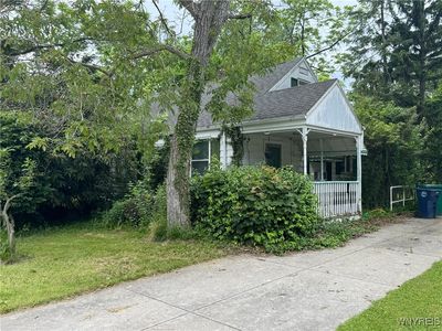 8226 Laughlin Dr, Niagara Falls, NY, 14304