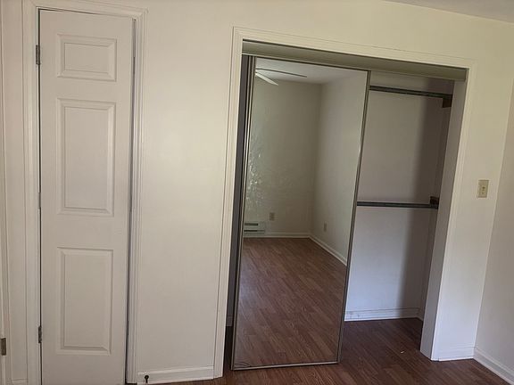 5th image of 112 Moss St