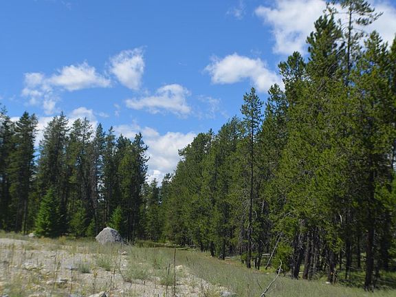 5th image of 8127 Us Highway 2 W
