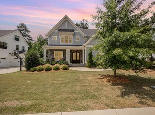 122 Burgundy Ln, Chapel Hill, NC 27516