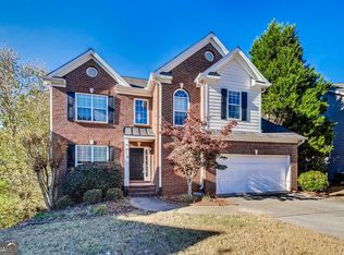 326 Canterbury Place Dr, Suwanee, GA 30024