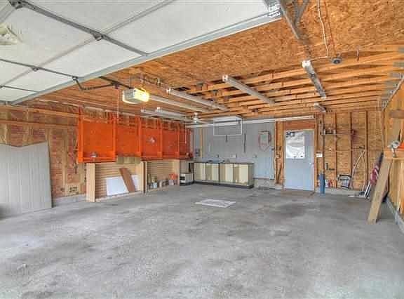 2nd image of 727 Cheery Dr