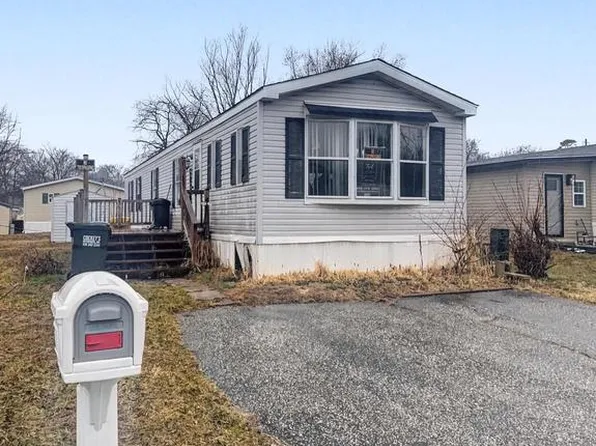 126 Roundup Rd, Baltimore, MD 21220