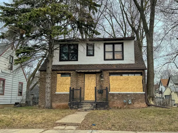 3916 North 30th STREET, Milwaukee, WI 53216