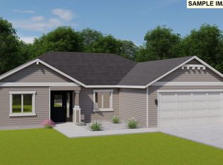 231 SW Goldfinch Ln, Boardman, OR 97818