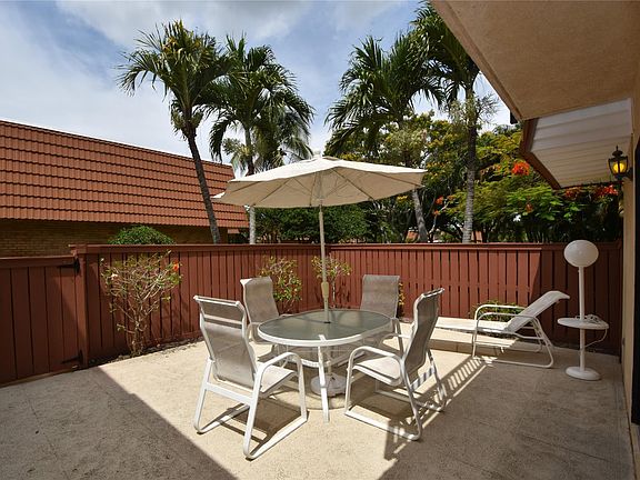 4th image of 2808 SW 12 Street #2808