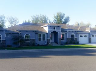 1107 W 22nd Ave, Kennewick, WA 99337
