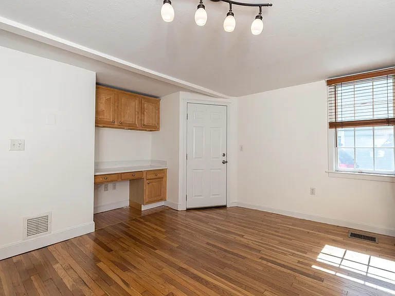 273 Maplewood Ave #1 — Photo 11
