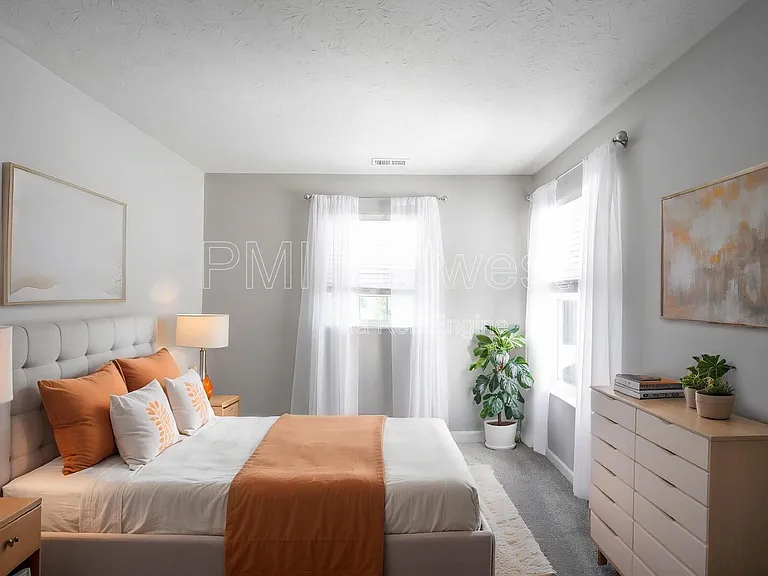 8802 Benjamin Ln — Photo 17