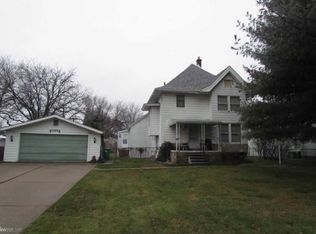 24909 Hayes Rd, Eastpointe, MI 48021