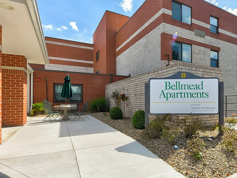 Bellmead Apartments — Photo 22