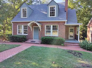 314 W Weatherspoon St, Sanford, NC 27330