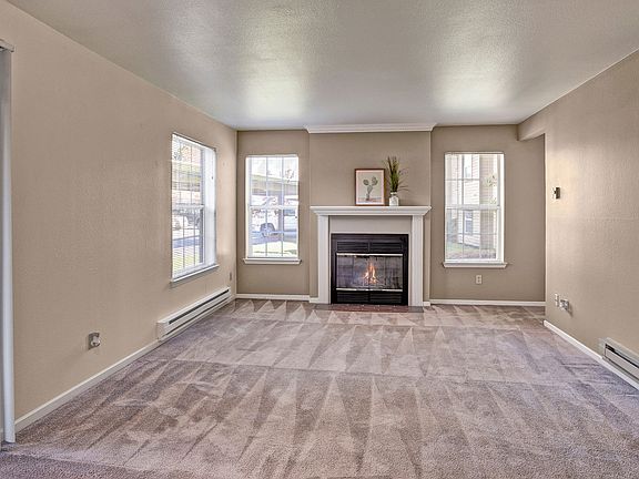 4th image of 11000 16th Ave SE APT 105