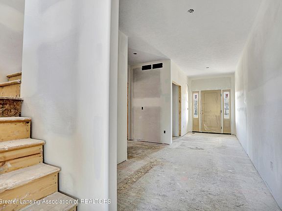 4th image of 2921 Medinah Dr #26
