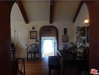 3rd image of 1545 Parmer Ave