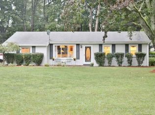 3585 Grant Ave, Fort Gratiot, MI 48059