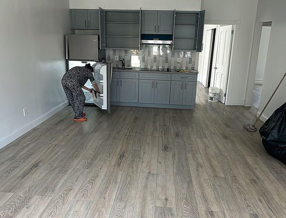 1st image of 14-14 119th St Floor 2