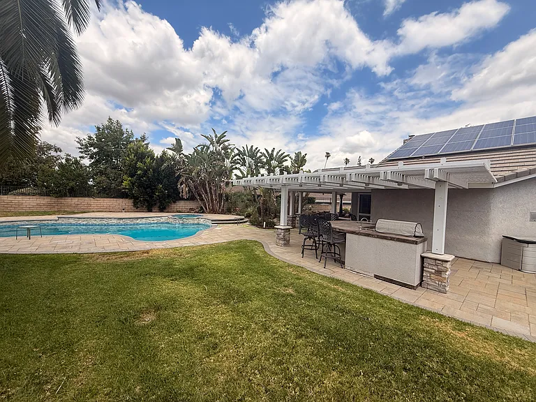 2419 Chauncy Pl — Photo 10
