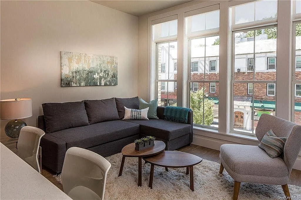 308 Columbus Ave — Photo 4