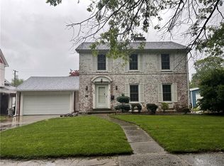 608 Ten Broeck St, Paris, IL 61944