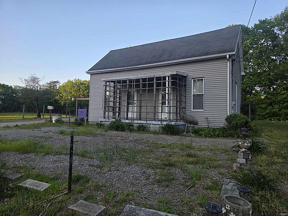 3rd image of 1888 S Pelzer Rd