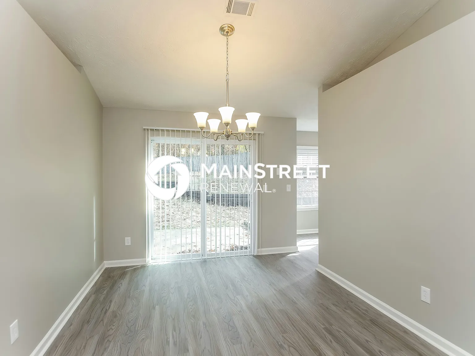 1345 Iron Gate Boulevard — Photo 2