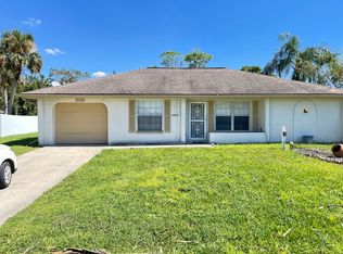 2504 Lakeview Dr, Lehigh Acres, FL 33936