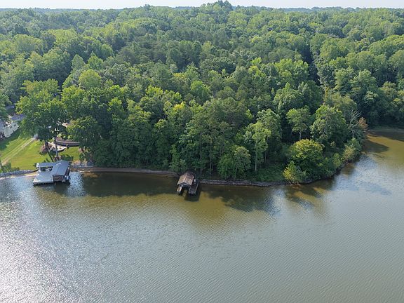 2nd image of 235 Pelican Point Ln